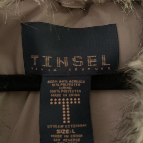 Faux fur vest - Picture 3 of 4